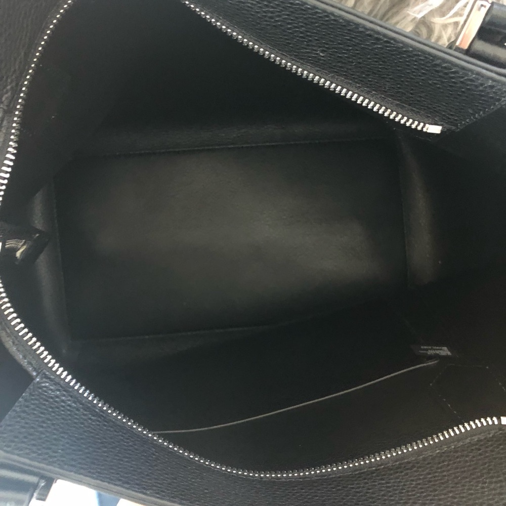 ❌SOLD❌New Michael Kors Kimberly LG Bonded Leather - Picture 5 of 8